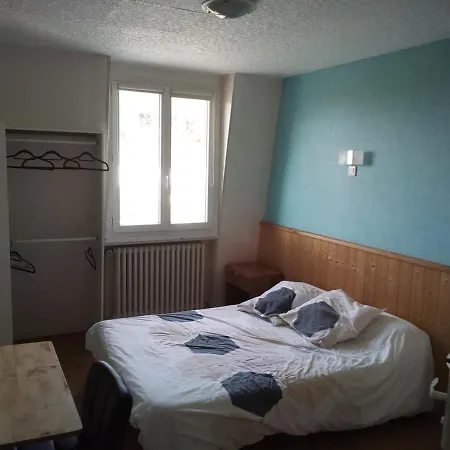 Du - Au Bord Du 3* La Tour-dʼAuvergne